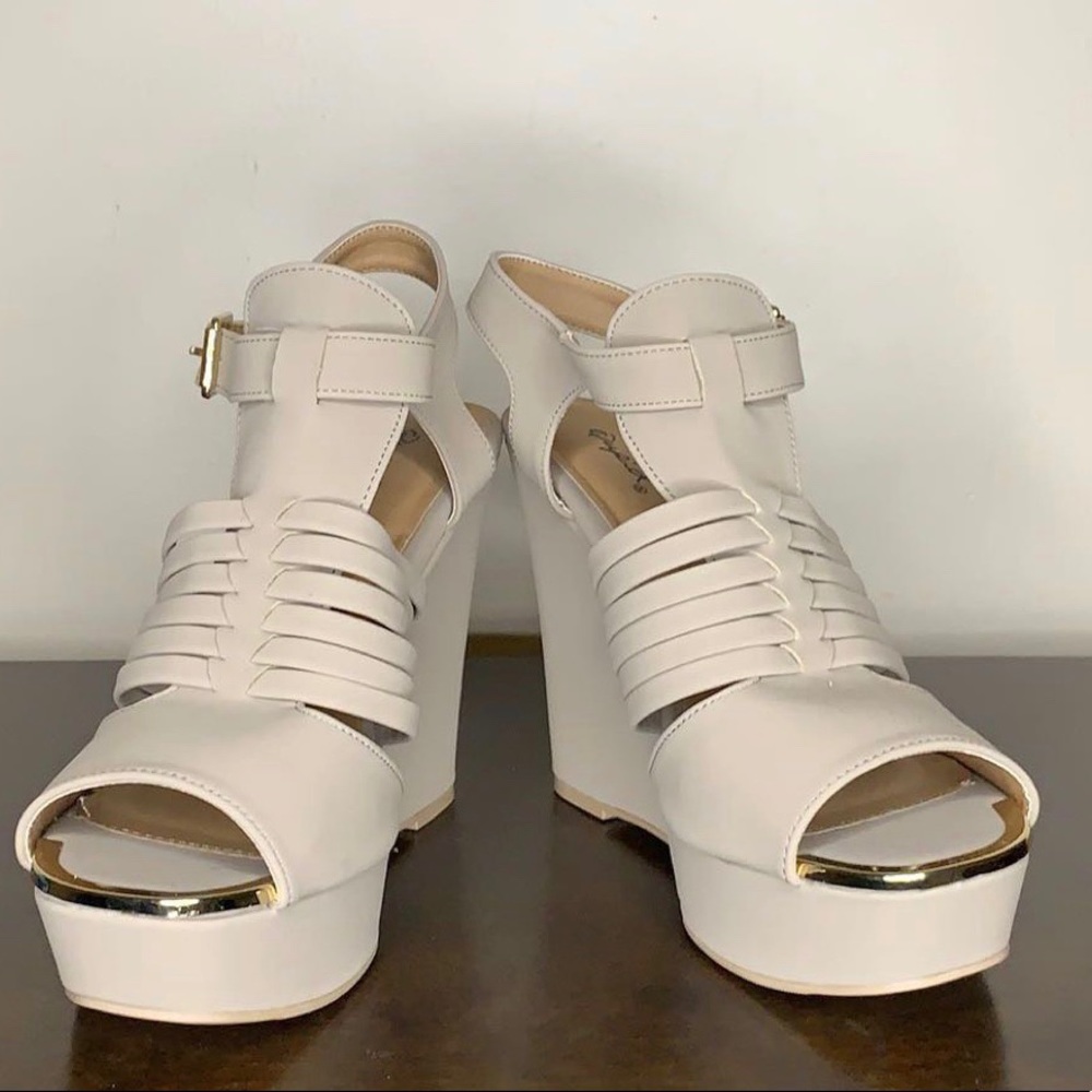 **BRAND NEW** NEVER WORN TAUPE WEDGES